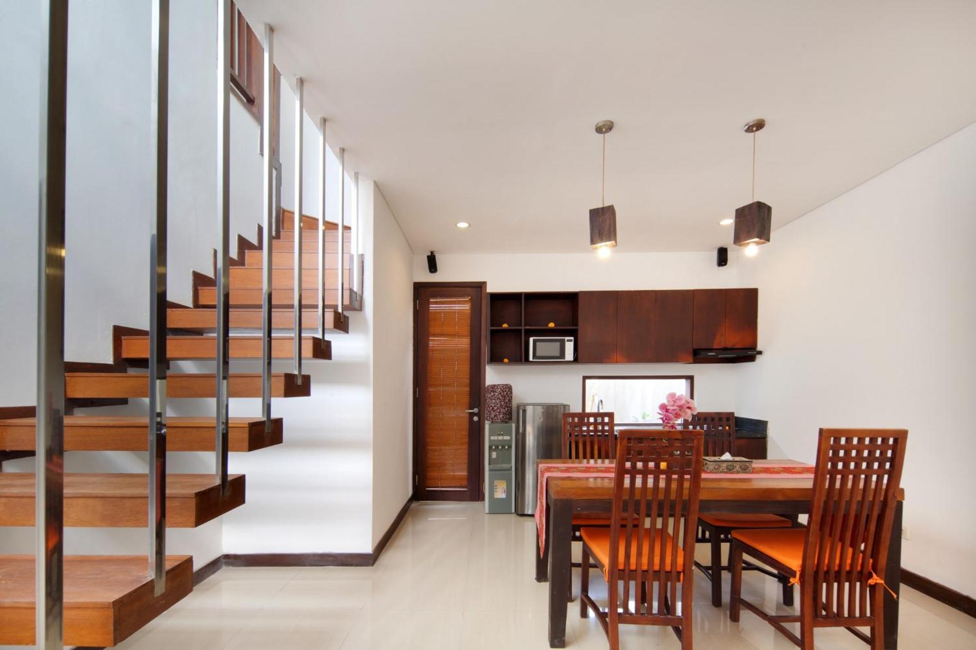 Canggu Circle Villa By Ini Vie Hospitality Buitenkant foto