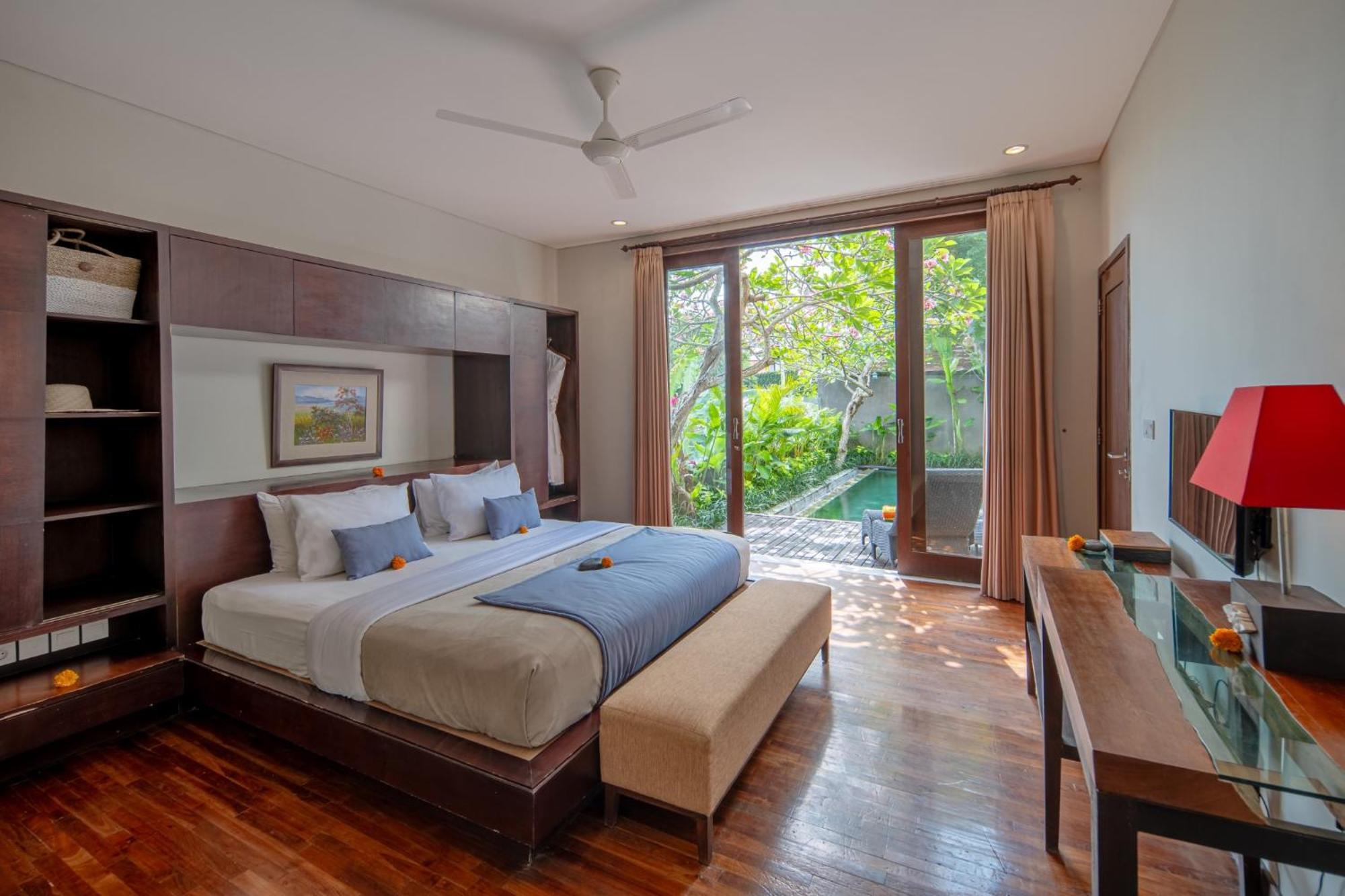 Canggu Circle Villa By Ini Vie Hospitality Buitenkant foto
